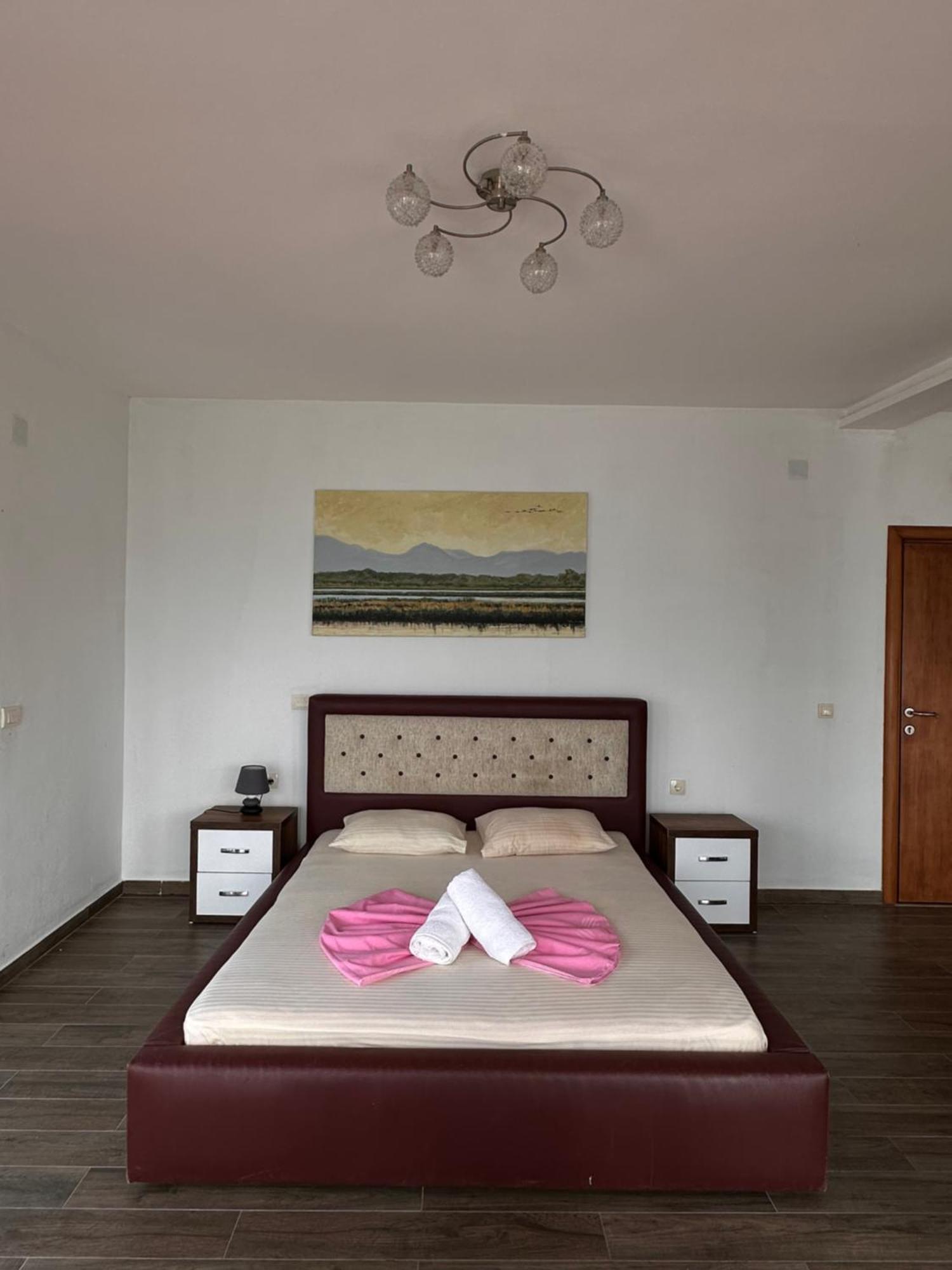Casa Mila Apartments & Bungalows Ulcinj Eksteriør billede