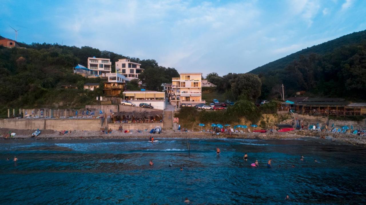 Casa Mila Apartments & Bungalows Ulcinj Eksteriør billede